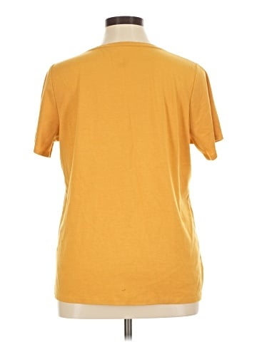 Croft & Barrow Short Sleeve T-Shirt (view 2)