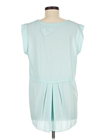 Everleigh Sleeveless Blouse (view 2)