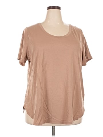 Ava & Viv Short Sleeve Top (view 1)