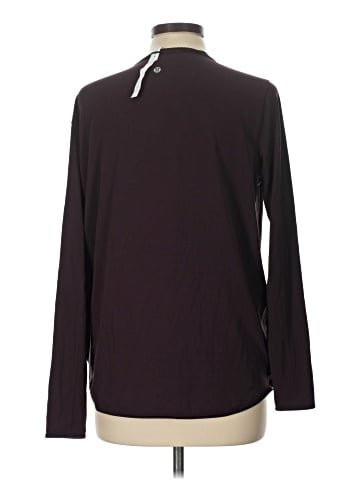 Lululemon Athletica 3/4 Sleeve T-Shirt (view 2)