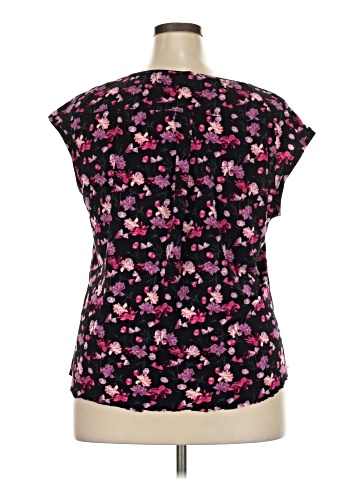 Elle Short Sleeve Top (view 2)