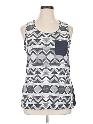 The North Face Sleeveless Top (view 1)