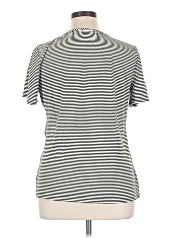 Liz Claiborne Short Sleeve T-Shirt (view 2)