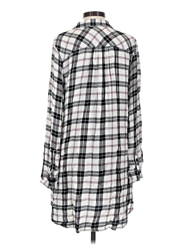 Forever 21 3/4 Sleeve Button-Down Shirt (view 2)