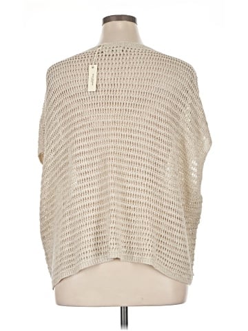 Max Studio 3/4 Sleeve Top (view 2)