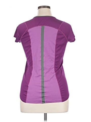 Nike Active T-Shirt (view 2)
