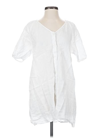 Wilfred Kimono (view 1)