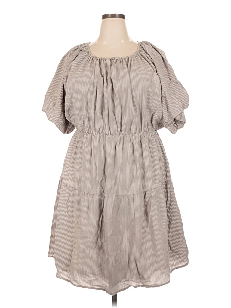 Pre-owned Gilli Casual Dress In Gray