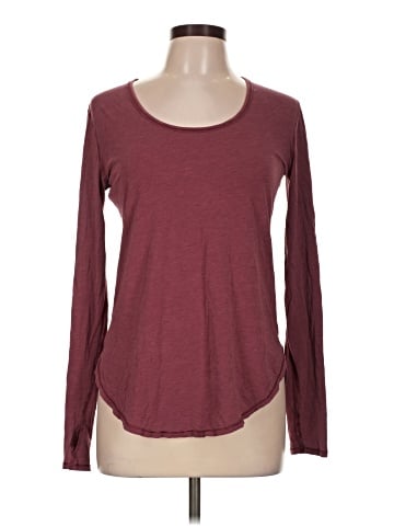 Lululemon Athletica Long Sleeve T-Shirt (view 1)