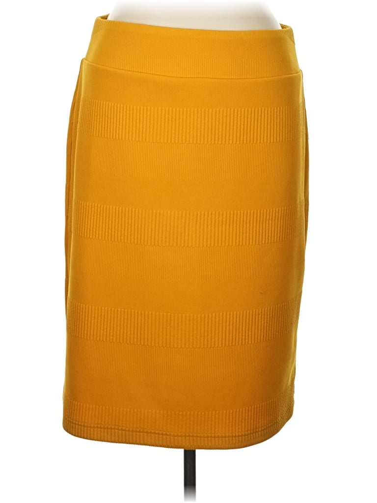Pre-owned Soho Apparel Ltd Casual Skirt In Yellow