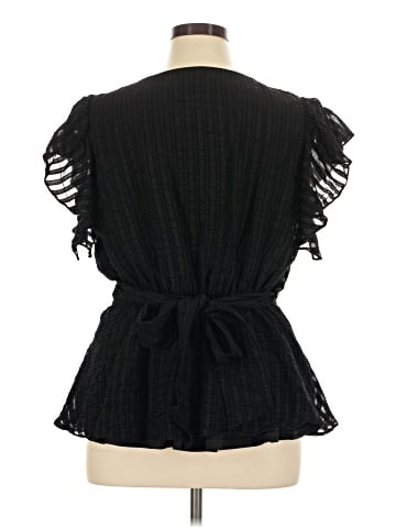 City Chic Sleeveless Blouse (view 2)