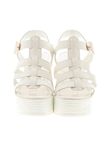 Unbranded Wedges (view 2)