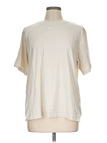 Nike Short Sleeve T-Shirt (view 1)