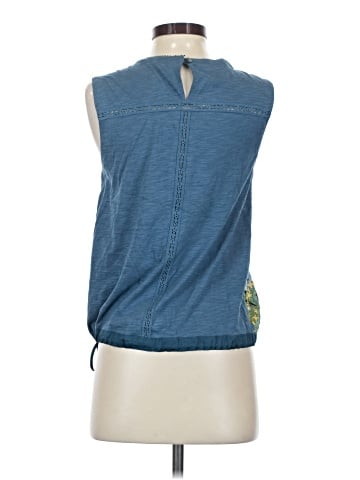 Tiny Sleeveless Blouse (view 2)