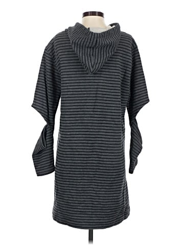 TWO by Vince Camuto Casual Dress (view 2)