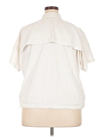 Eddie Bauer Short Sleeve Button-Down Shirt (view 2)