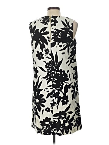 Carmen Carmen Marc Valvo Casual Dress (view 2)