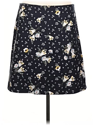 Ann Taylor LOFT Outlet Casual Skirt (view 1)