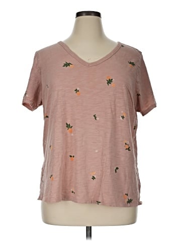 Old Navy Short Sleeve T-Shirt (view 1)