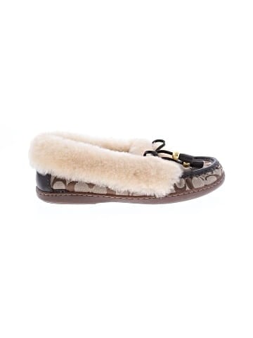 Coach Flats (view 1)