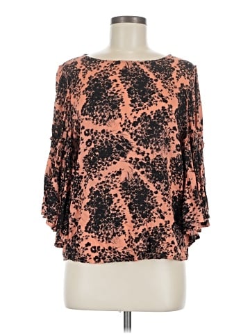 Hinge 3/4 Sleeve Blouse (view 1)