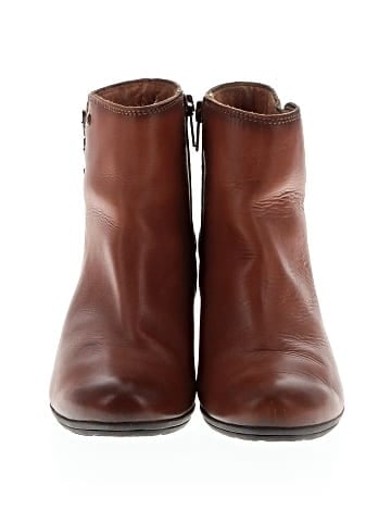 Pikolinos Ankle Boots (view 2)
