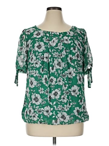 Sara Michelle Short Sleeve Blouse (view 1)