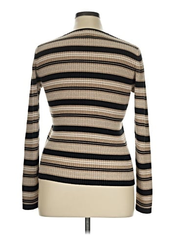 Old Navy Pullover Sweater (view 2)