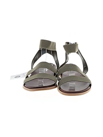 Universal Thread Sandals (view 2)