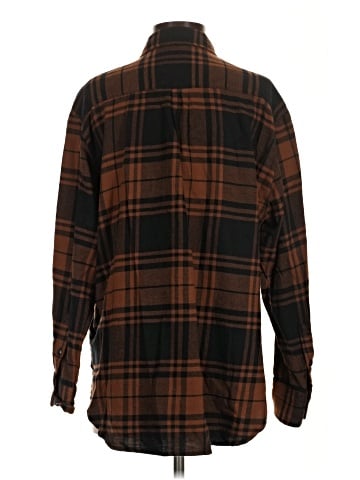 Gap Long Sleeve Button-Down Shirt (view 2)