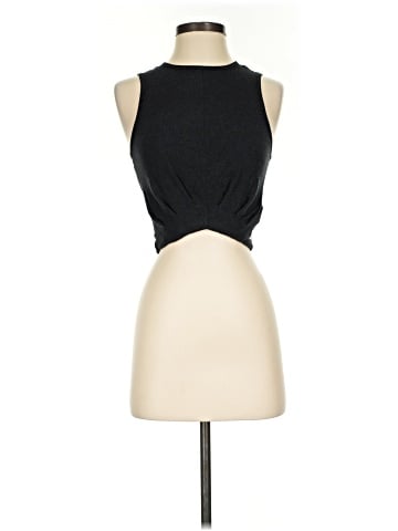 Vuori Tank Top (view 1)