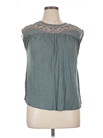 Knox Rose Sleeveless T-Shirt (view 1)