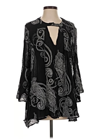 Entro Kimono (view 1)