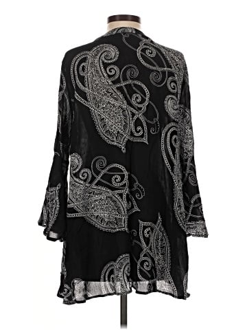 Entro Kimono (view 2)