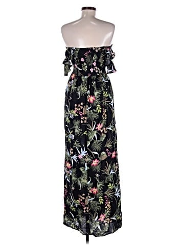 Raviya Casual Dress (view 2)