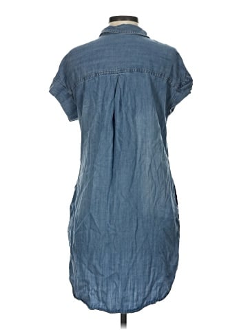 Velvet Heart Short Sleeve Button-Down Shirt (view 2)