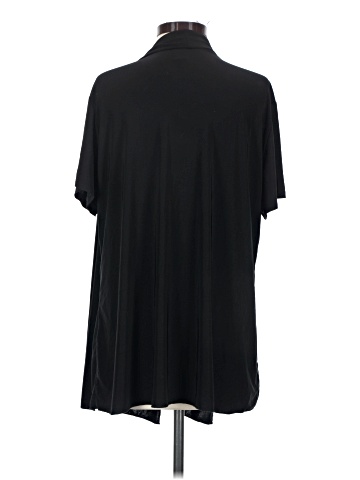 Perceptions Woman Kimono (view 2)