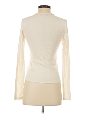 Gap Long Sleeve Button-Down Shirt (view 2)