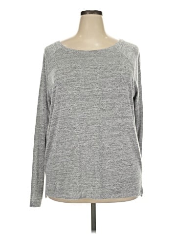 Gap Outlet Long Sleeve T-Shirt (view 1)