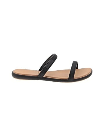Reef Sandals (view 1)