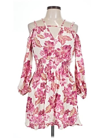 Old Navy Casual Dress (view 1)