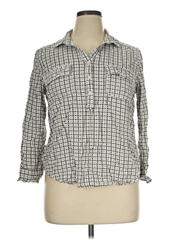 Liz Claiborne 3/4 Sleeve Button-Down Shirt (view 1)