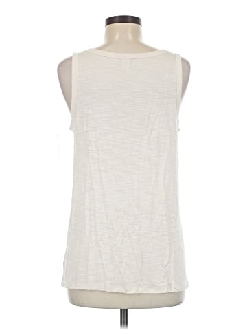 Old Navy Sleeveless T-Shirt (view 2)