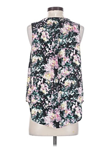 Astr Sleeveless Blouse (view 2)