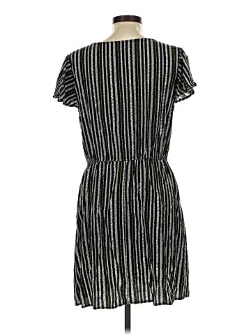 Old Navy Casual Dress (view 2)