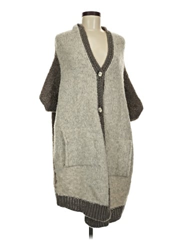 Sleeping On Snow Sleeveless Top (view 1)
