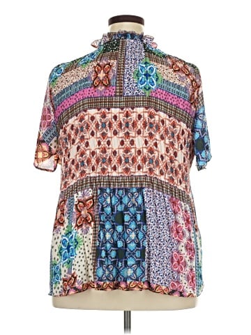 Sunny Leigh Short Sleeve Blouse (view 2)
