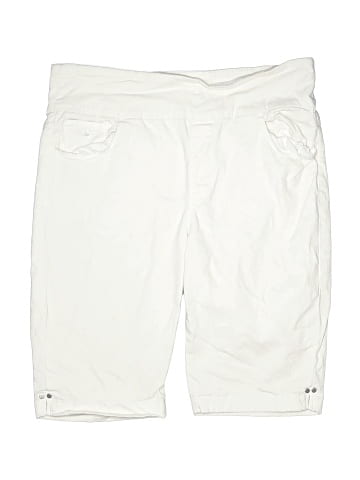Gloria Vanderbilt Cargo Shorts (view 1)