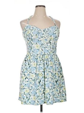 No Boundaries Casual Dress (view 1)