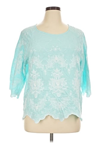 Leo & Nicole 3/4 Sleeve Top (view 1)